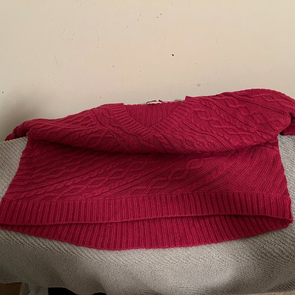 Sweater - Picture 7 of 7